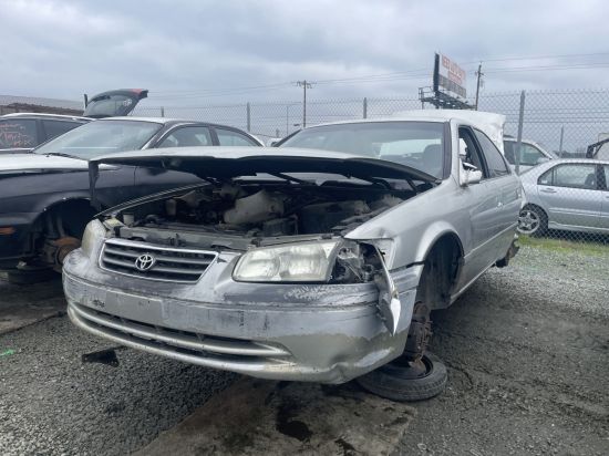 2001 TOYOTA CAMRY