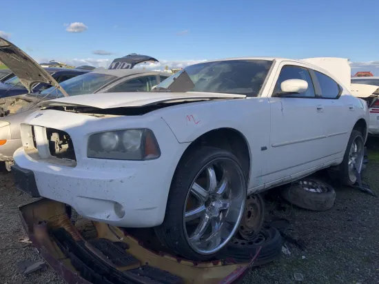 2010 DODGE CHARGER