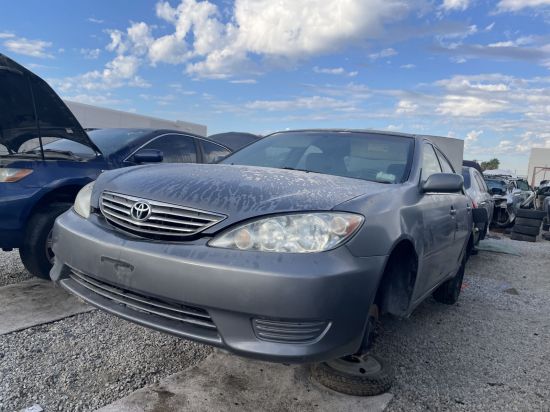 2005 TOYOTA CAMRY