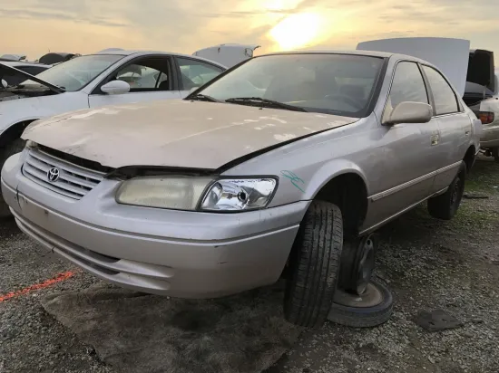 1997 TOYOTA CAMRY