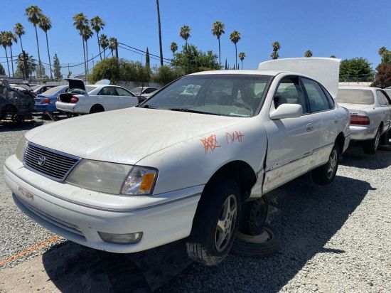 1999 TOYOTA AVALON