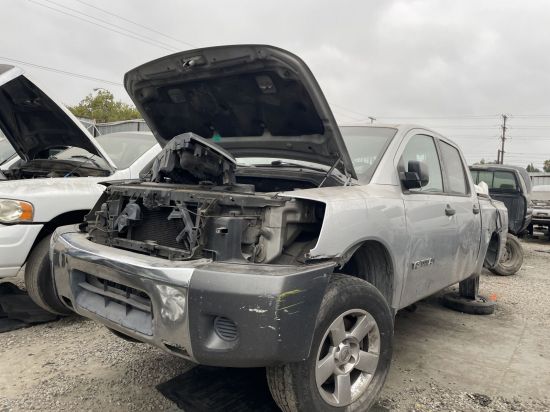 2008 NISSAN TITAN