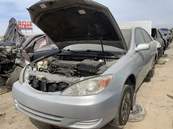 2004 TOYOTA CAMRY