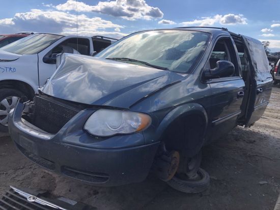 2006 CHRYSLER TOWN & COUNTRY