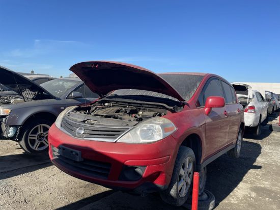 2012 NISSAN VERSA