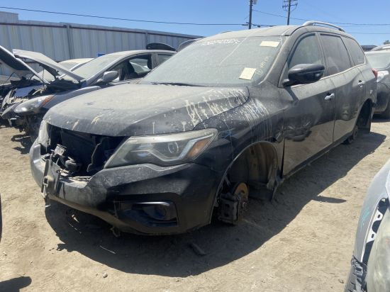 2017 NISSAN PATHFINDER