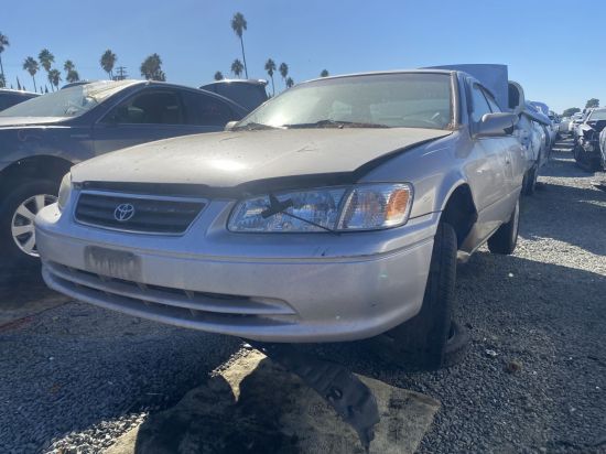 2001 TOYOTA CAMRY