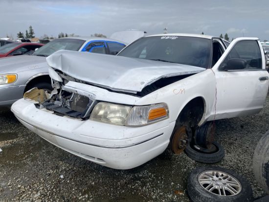 2004 FORD CROWN VICTORIA