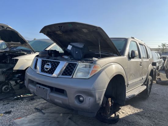 2005 NISSAN PATHFINDER