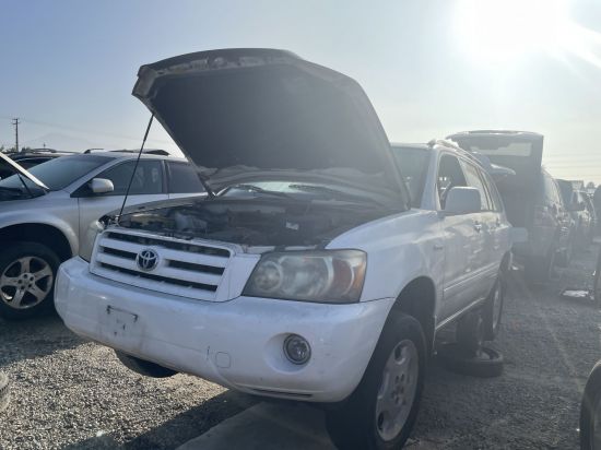 2005 TOYOTA HIGHLANDER