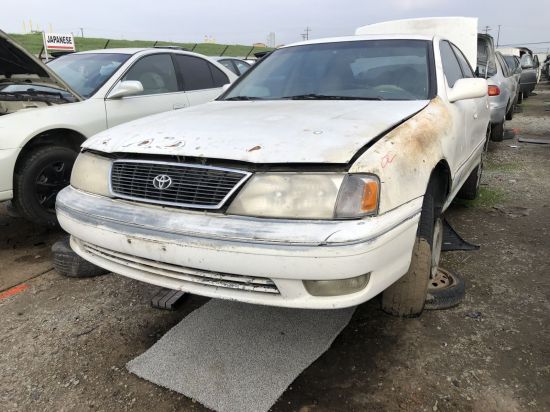 1999 TOYOTA AVALON