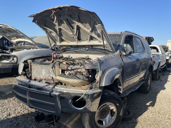 2002 TOYOTA SEQUOIA