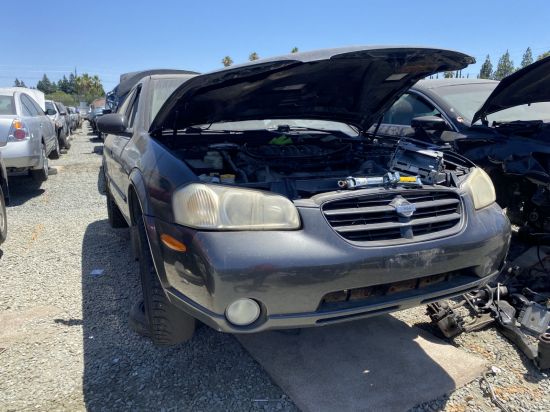 2001 NISSAN MAXIMA