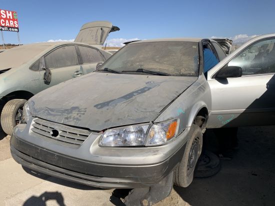 2000 TOYOTA CAMRY