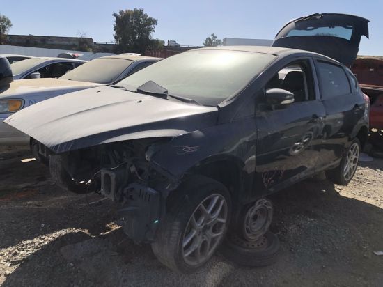 2015 FORD FOCUS