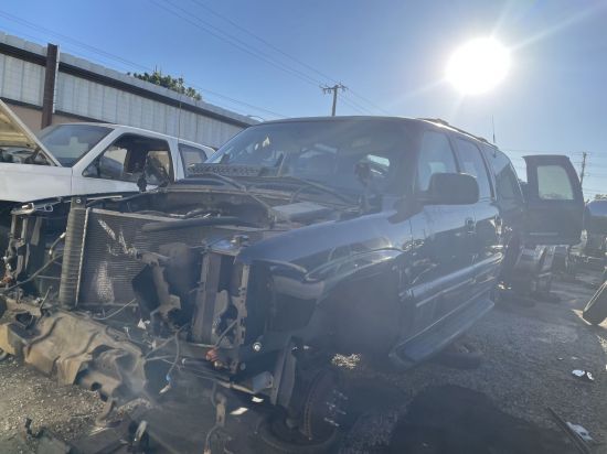 2001 CHEVROLET SUBURBAN