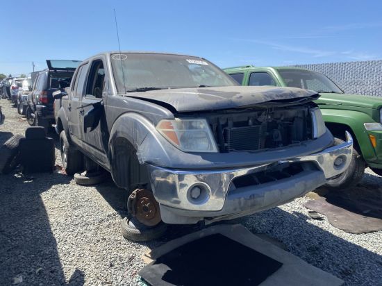 2005 NISSAN FRONTIER