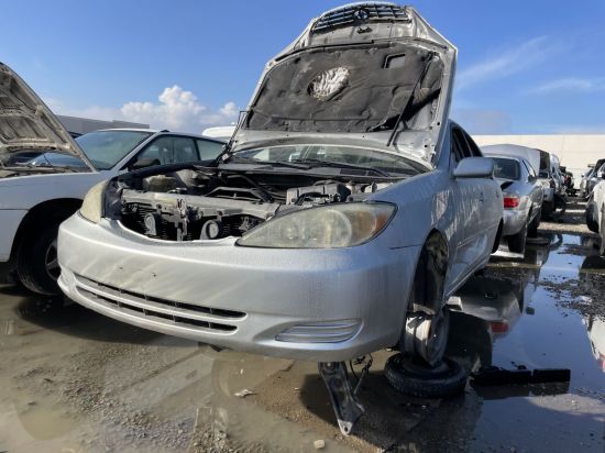 2004 TOYOTA CAMRY