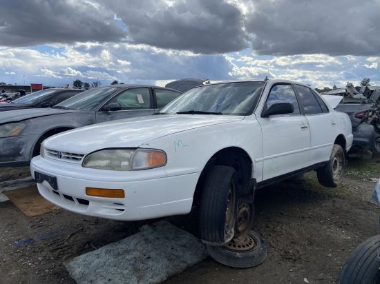 1995 TOYOTA CAMRY