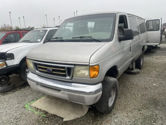 2003 FORD ECONOLINE WAGON