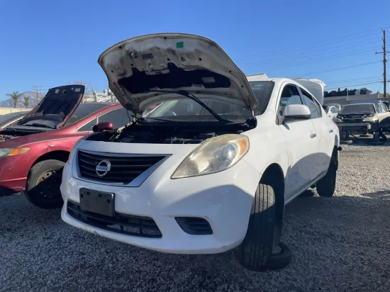 2014 NISSAN VERSA
