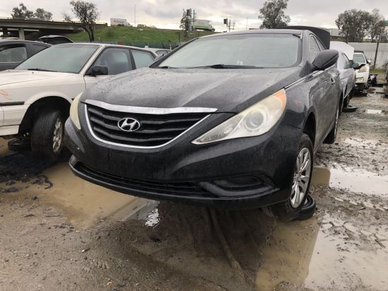 2011 HYUNDAI SONATA
