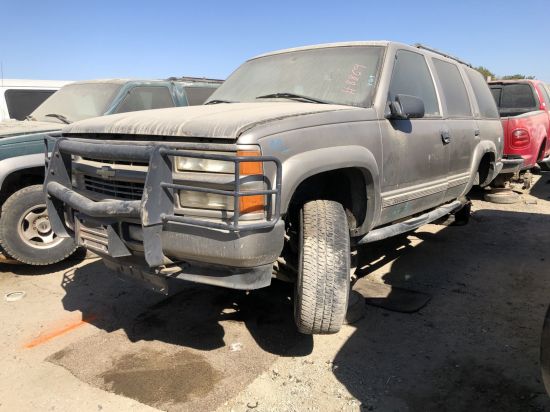 2000 CHEVROLET TAHOE