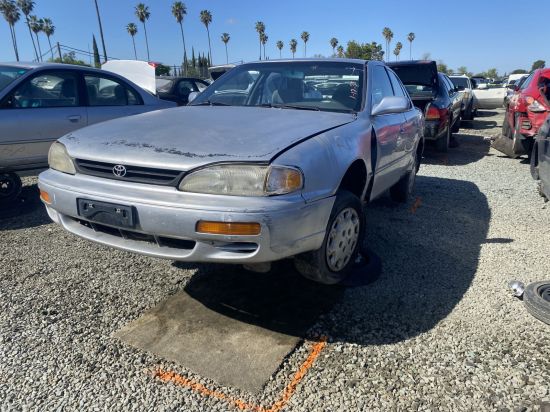 1996 TOYOTA CAMRY