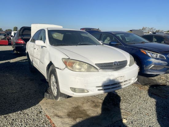 2004 TOYOTA CAMRY
