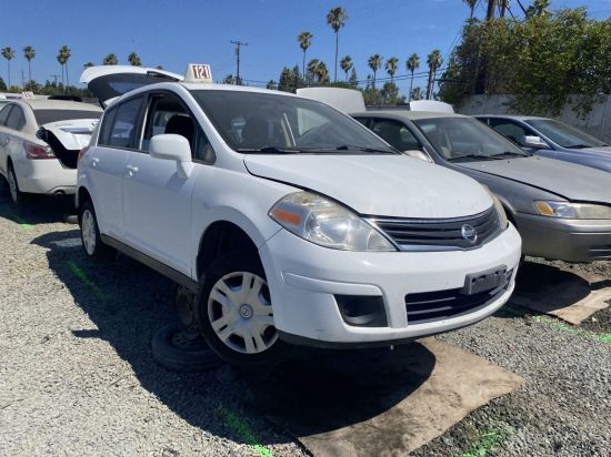 2010 NISSAN VERSA
