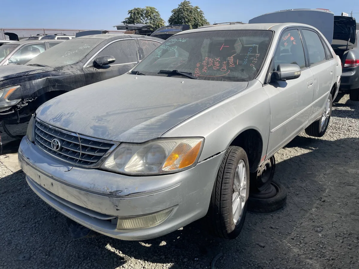 2003 Avalon