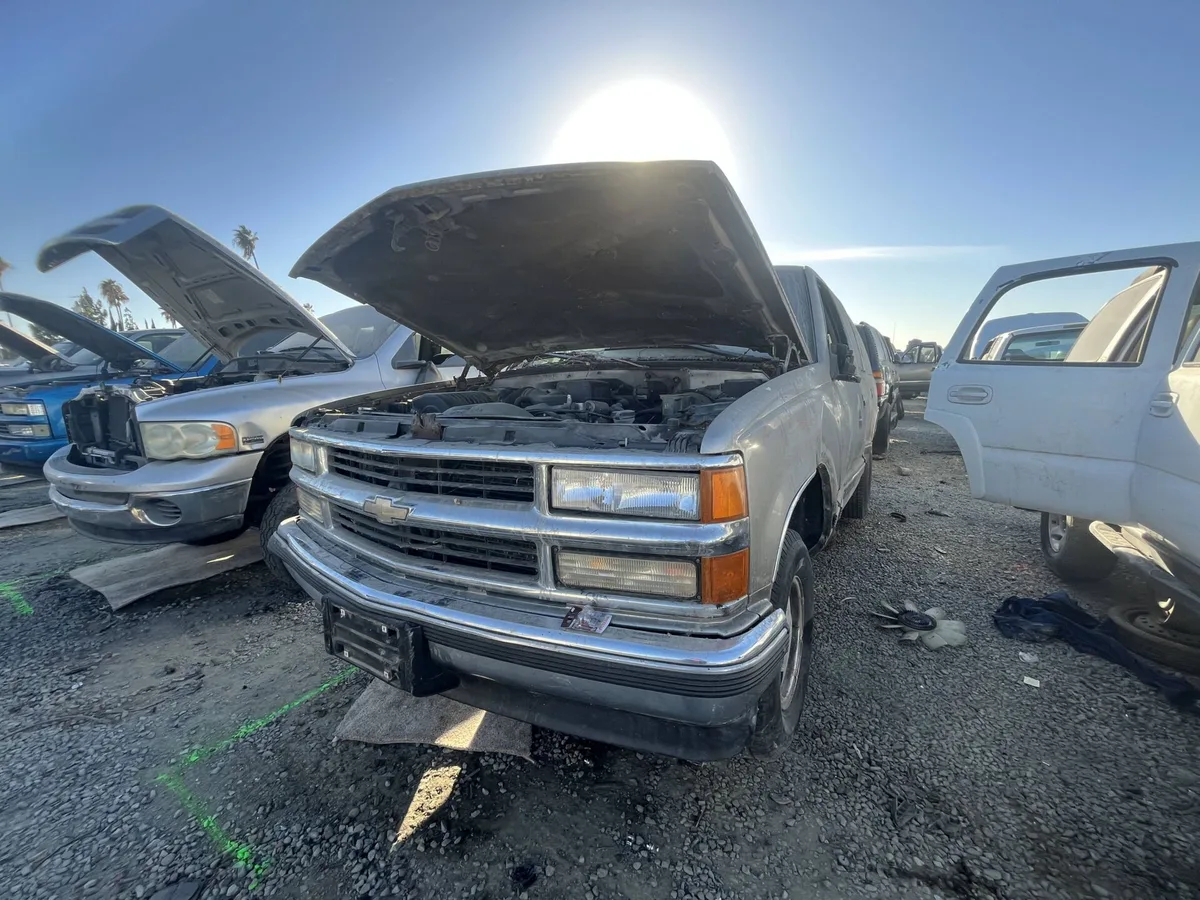 1999 Suburban