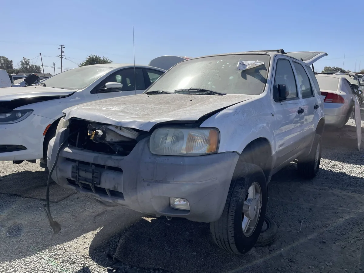 2001 Escape